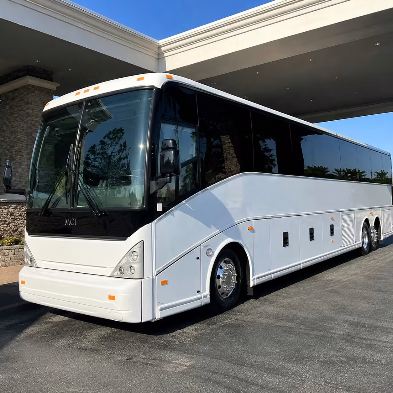 omaha airport transfer charter bus rentals